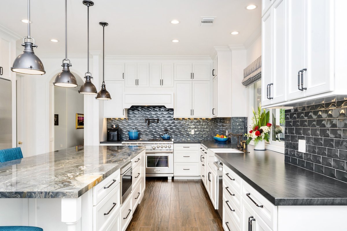 Beautifully remodeled Sun Lakes kitchen